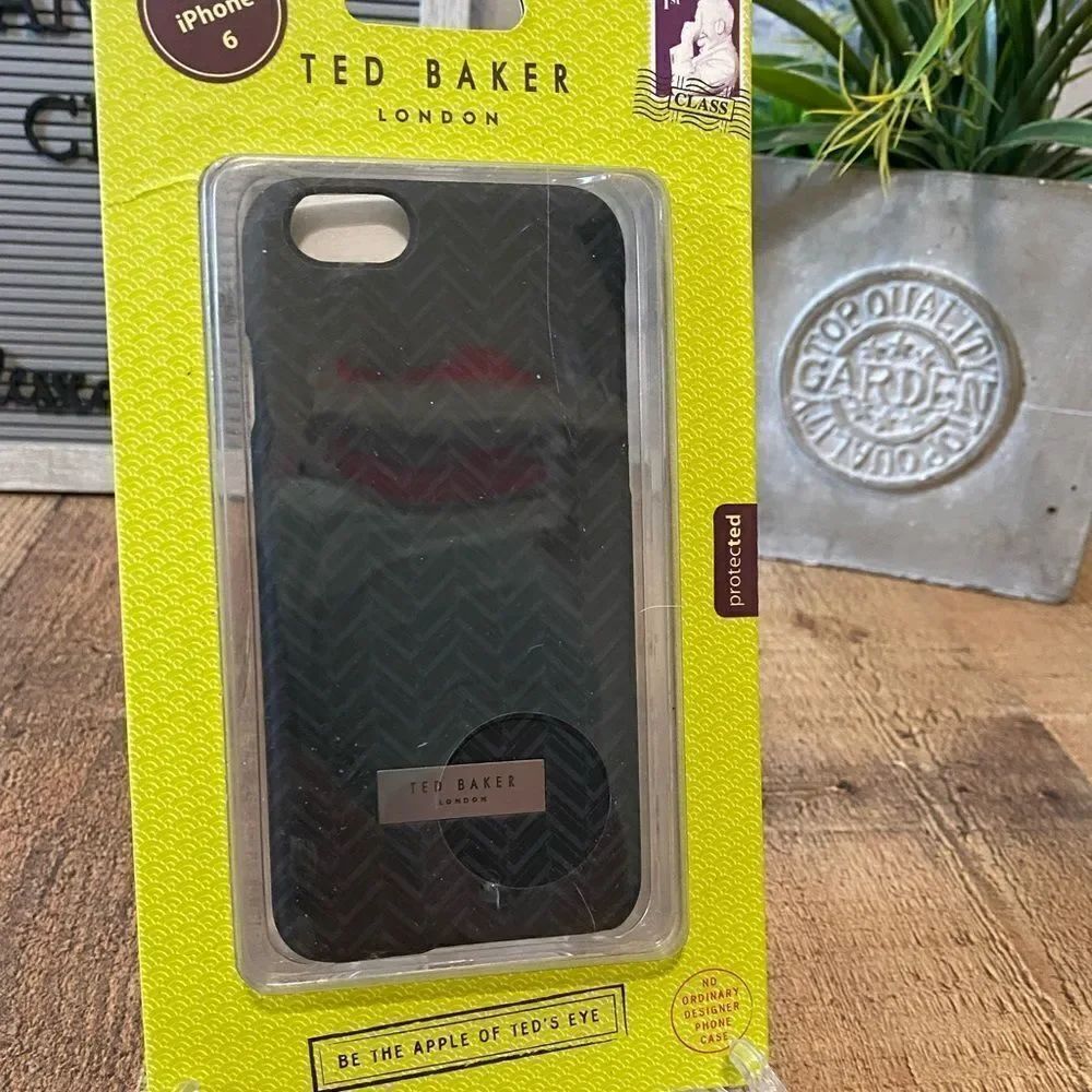 šāTedāBakerĀ iPhoneā6ācase - Picture 2 of 5